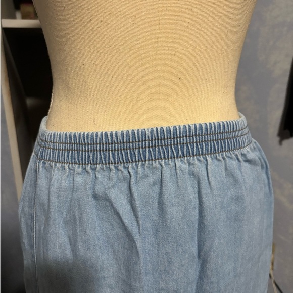 🛍Bundle sale🛍Elegant vintage Light Blue Denim Maxi Skirt small - Picture 3 of 9